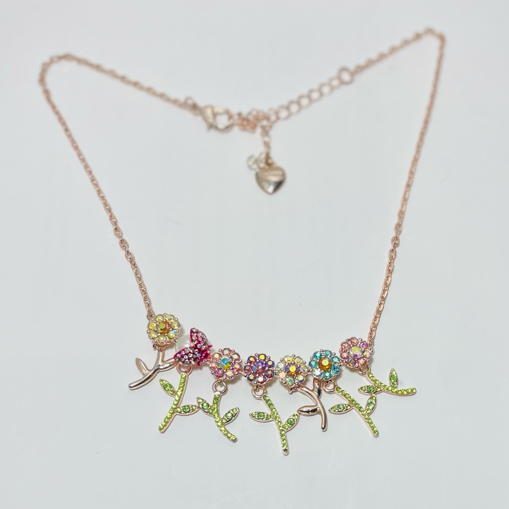 Betsey Johnson Rose Gold Daisy Floral Rhinestone Necklace 16"